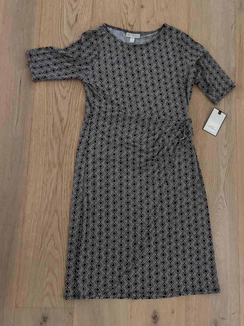 DANA BUCHMAN FAUX WRAP MIDI DRESS - NWT - SIZE MEDIUM